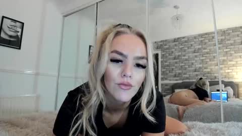 jessiebella0210_ online show from February 2026 08:40:02 PM