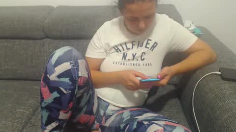 Snapshot of jessiestar3 chatting on February 2025 02:08:02 AM jessiestar3 online show from February 2025 02:08:02 AM