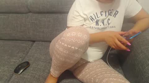 Snapshot of jessiestar3 chatting on February 2025 02:01:01 PM jessiestar3 online show from February 2025 02:01:01 PM