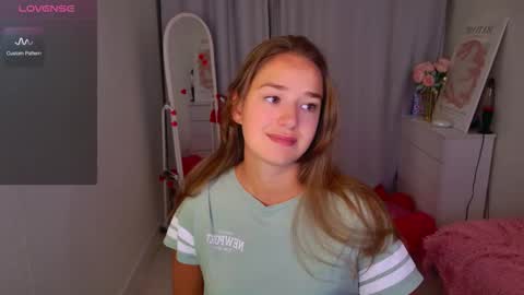 Jessi online show from February 2026 01:56:02 PM