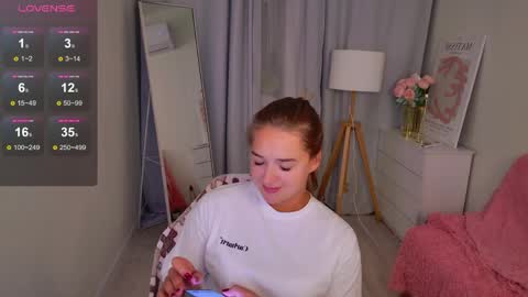 Jessi online show from April 2026 02:11:01 PM