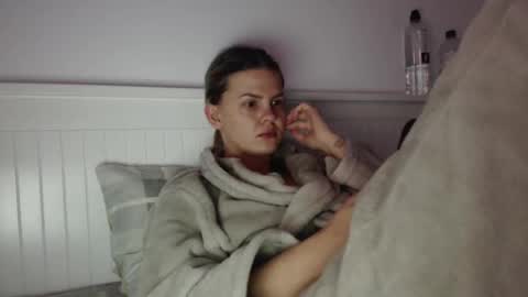 jessieryan online show from November 2025 04:44:02 AM