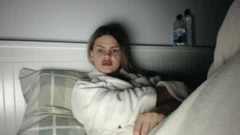 jessieryan online show from November 2025 03:05:02 AM