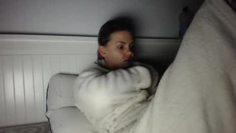 jessieryan online show from December 2025 04:29:02 AM