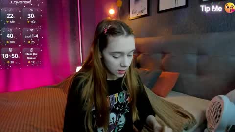 Jessie online show from November 2025 09:23:01 AM