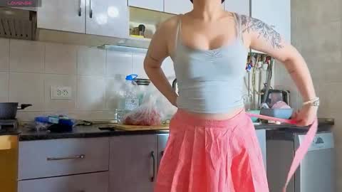 im doing any u want just ask me online show from June 2026 04:56:02 PM