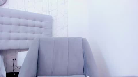 JessyMiiranda online show from October 2025 01:53:02 PM