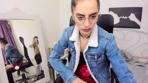 Jessy online show from March 2025 05:13:01 PM