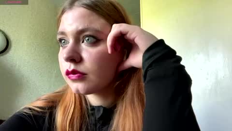 Snapshot of jesusgutzwiller chatting on May 2026 10:44:02 AM Violetta online show from May 2026 10:44:02 AM