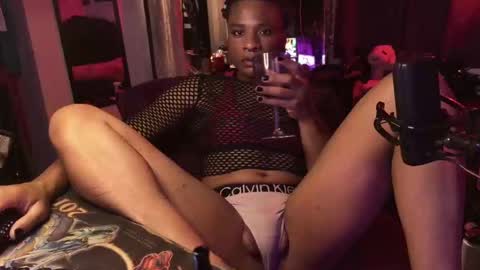 Snapshot of jetsdomain chatting on September 2025 01:42:02 AM Beastly Beauty online show from September 2025 01:42:02 AM