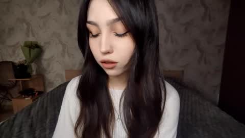 I am Gina ntmu Lets hit 10 Thumbs Up together online show from March 2026 03:39:01 PM