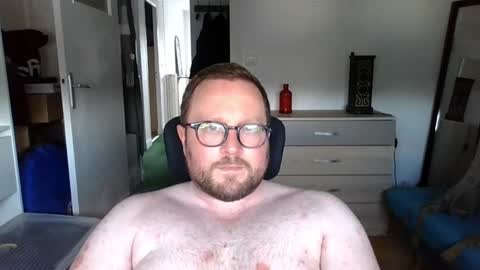 jeuneloup92 online show from June 2026 05:23:01 PM
