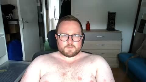 jeuneloup92 online show from June 2026 03:54:02 PM