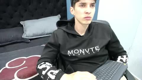 Jheampiero online show from October 2025 01:57:02 PM