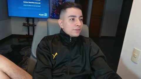 Jhoan Saenz online show from November 2025 10:54:01 PM