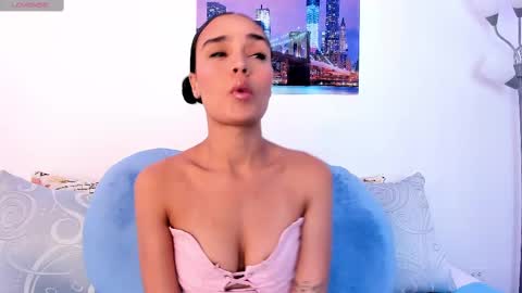 Jhoana  online show from January 2025 05:31:02 PM