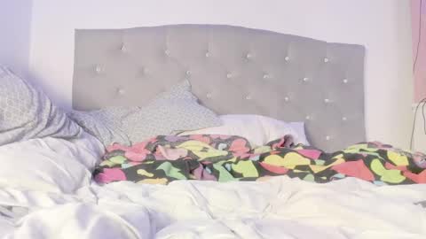 jhoanatrans22 online show from December 2024 09:06:01 PM