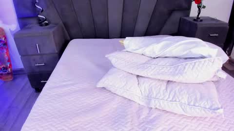 jhoanleandro online show from February 2025 07:11:01 AM