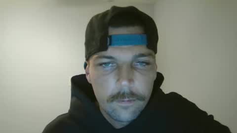 jholls online show from October 2025 01:26:02 AM