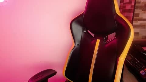 jhonatan_morales_s online show from November 2025 11:40:01 PM