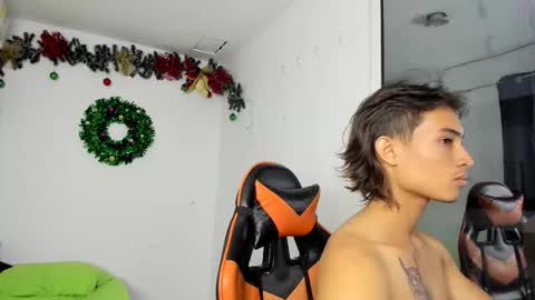 Snapshot of jhoner_browms chatting on November 2025 03:31:02 AM jhoner_browms online show from November 2025 03:31:02 AM