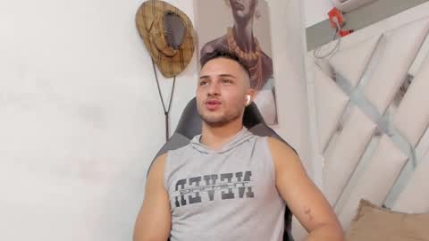 Snapshot of jhonny_flames7 chatting on January 2025 03:32:02 AM jhonny online show from January 2025 03:32:02 AM