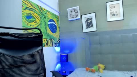 Snapshot of jhonny_flames7 chatting on September 2025 08:08:01 PM jhonny online show from September 2025 08:08:01 PM