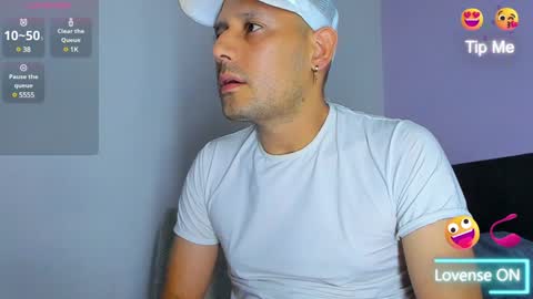 Snapshot of jhonyalzate chatting on December 2024 05:26:01 AM Jhony Alzate online show from December 2024 05:26:01 AM