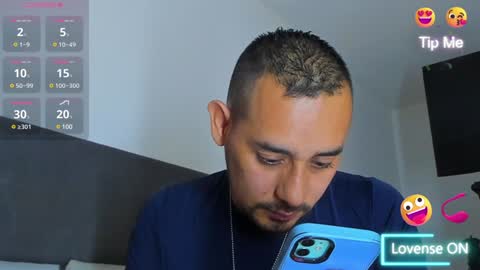 Snapshot of jhonyalzate chatting on February 2025 10:29:02 PM Jhony Alzate online show from February 2025 10:29:02 PM