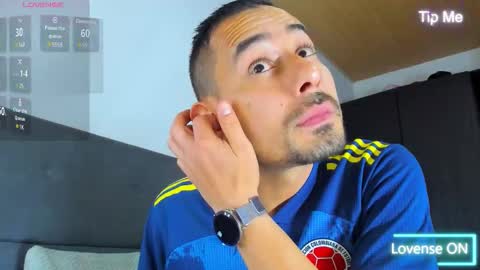 Snapshot of jhonyalzate chatting on October 2025 12:53:01 AM Jhony Alzate online show from October 2025 12:53:01 AM