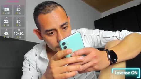 Snapshot of jhonyalzate chatting on February 2026 03:48:01 AM Jhony Alzate online show from February 2026 03:48:01 AM