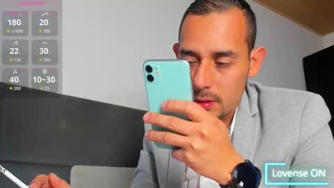 Snapshot of jhonyalzate chatting on February 2026 02:55:02 AM Jhony Alzate online show from February 2026 02:55:02 AM