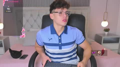 jhoumod_21 online show from January 2026 02:59:01 AM