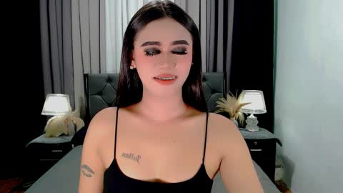 jhuliana_and_charles_room online show from April 2026 12:27:01 AM