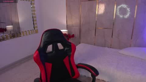 Jiggly online show from May 2026 05:36:01 AM