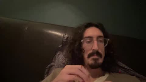 Snapshot of jiggz1986 chatting on December 2024 10:25:02 PM Jigz1986 online show from December 2024 10:25:02 PM