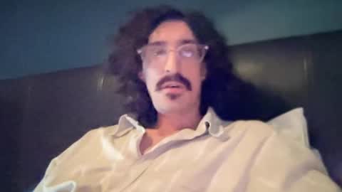 Snapshot of jiggz1986 chatting on April 2026 12:33:01 AM Jigz1986 online show from April 2026 12:33:01 AM