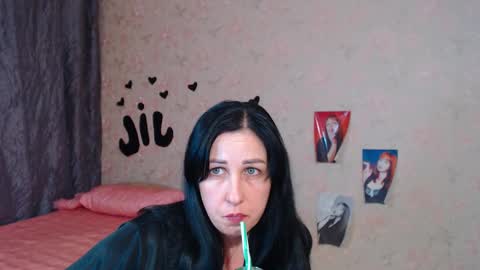 Jill online show from November 2025 05:56:02 PM