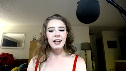 Snapshot of jillpillpdx chatting on May 2026 12:00:02 PM Jill Pill online show from May 2026 12:00:02 PM