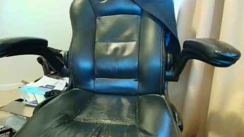 jim74122 online show from February 2026 01:48:02 AM