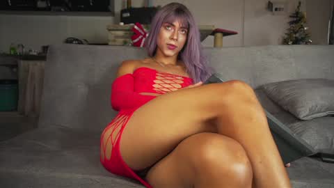 Jinx independent model online show from January 2025 05:37:02 PM