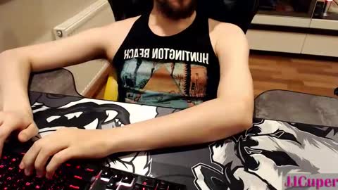 JJCuper online show from April 2026 06:23:01 PM