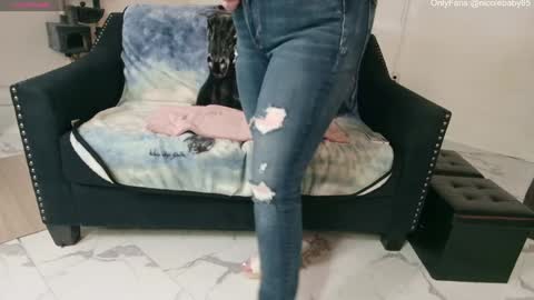 Nicole  Allen online show from January 2025 11:24:01 PM