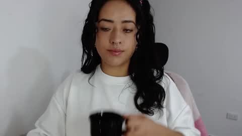 Julieta online show from January 2025 08:32:02 AM