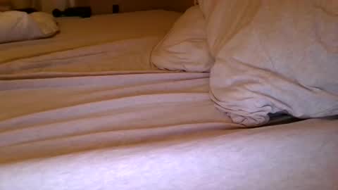 Snapshot of jkr0214 chatting on February 2025 11:33:01 AM dady101-18 online show from February 2025 11:33:01 AM