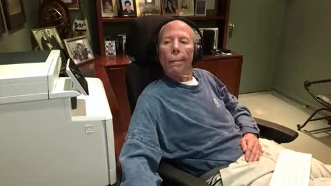 Snapshot of jlk7777 chatting on December 2025 04:31:02 AM jlk7777 online show from December 2025 04:31:02 AM