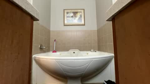 Jimmy online show from November 2025 10:39:02 AM