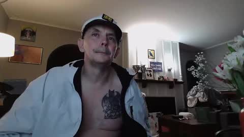 jmo0209 online show from October 2025 08:33:02 AM