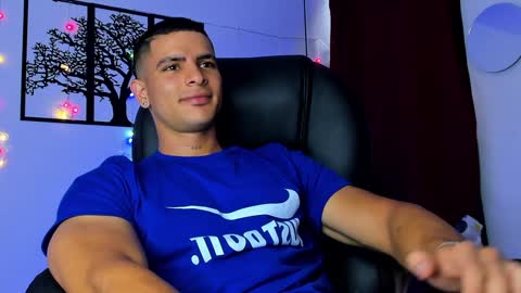 Snapshot of jmortton chatting on December 2024 12:44:01 PM IGJmortton online show from December 2024 12:44:01 PM