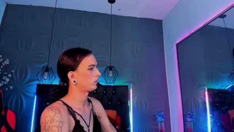 Joa Isaza     online show from January 2025 10:08:01 AM